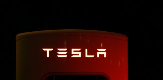 Tesla Shares - What is going on?
